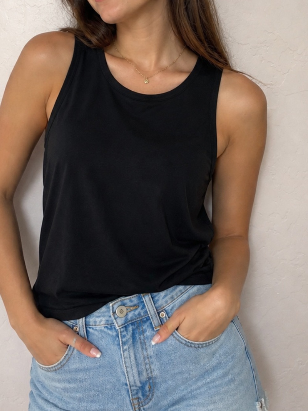 Chico's Black Sleeveless Tank with Scoop Neck